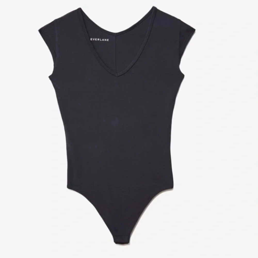 EVERLANE THE V-NECK BALLET BODYSUIT - Picture 6 of 13